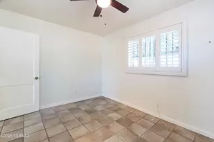 4817 E Scarlett St, Tucson, AZ 85711 - Photo 35