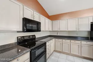 1612 N Rush Creek Ct, Green Valley, AZ 85614 - Photo 21