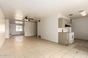 4126 E Valentine St, Tucson, AZ 85711 - Photo 9