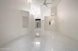 6079 N Golden Eagle Dr, Tucson, AZ 85750 - Photo 7