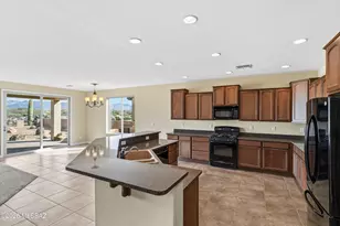 600 N Alexis Loop, Green Valley, AZ 85614 - Photo 19