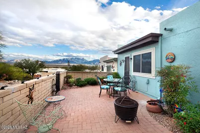 1264 W Camino Lucientes, Green Valley, AZ 85622 - Photo 1