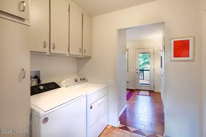 1264 W Camino Lucientes, Green Valley, AZ 85622 - Photo 15