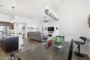 2475 E Rolling Meadow Ln, Green Valley, AZ 85614 - Photo 9