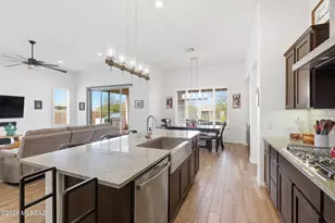 2475 E Rolling Meadow Ln, Green Valley, AZ 85614 - Photo 13