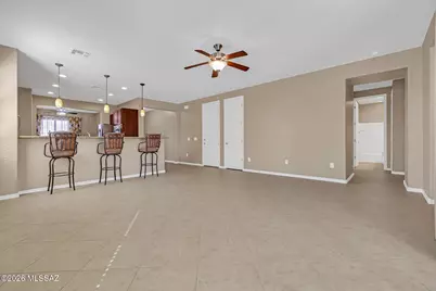 11751 W Scudamore Drive, Marana, AZ 85653 - Photo 7