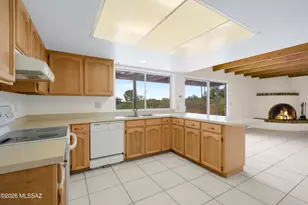 3951 N Four Winds Dr, Tucson, AZ 85750 - Photo 13