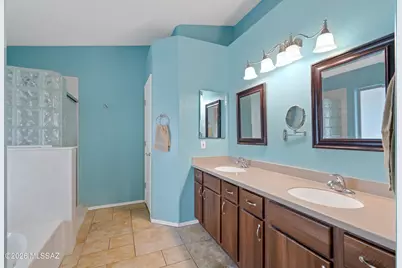 3782 W Meadow Briar Drive, Tucson, AZ 85741 - Photo 17