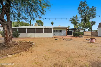 8276 E Koralee Place, Tucson, AZ 85710 - Photo 33