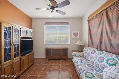 8241 W Velvet Ant Place, Tucson, AZ 85735 - Photo 9