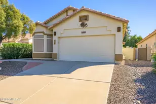 7998 N Panamint Dr, Tucson, AZ 85743 - Photo 3