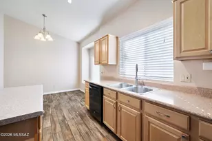 7998 N Panamint Dr, Tucson, AZ 85743 - Photo 17