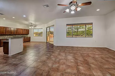 1367 S Madera Reserve Drive, Green Valley, AZ 85614 - Photo 15