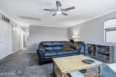 8001 W Sunfire Drive, Tucson, AZ 85743 - Photo 19