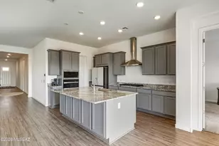 10598 W Larkhill Dr, Marana, AZ 85653 - Photo 9