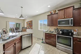 21641 E Founders Rd, Red Rock, AZ 85145 - Photo 11