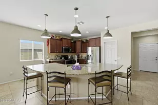 21641 E Founders Rd, Red Rock, AZ 85145 - Photo 13