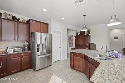 21641 E Founders Road, Red Rock, AZ 85145 - Photo 9