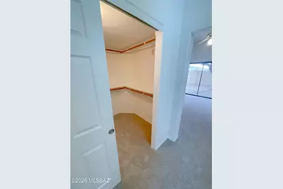 310 E Highcourte Lane, Tucson, AZ 85737 - Photo 13