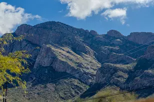 310 E Highcourte Ln, Tucson, AZ 85737 - Photo 23