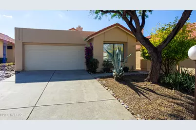 310 E Highcourte Lane, Tucson, AZ 85737 - Photo 1