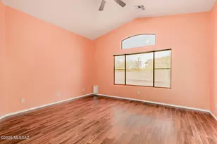 8509 E Sarnoff Ridge Loop, Tucson, AZ 85710 - Photo 17