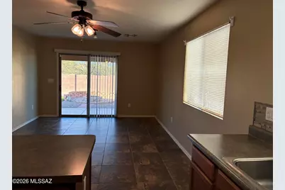 884 W Placita El Cauce Rico, Green Valley, AZ 85614 - Photo 9