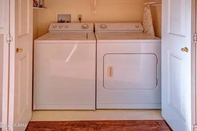 151 N Crescent Bell Drive, Green Valley, AZ 85614 - Photo 19