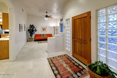 9839 E Opalite Place, Tucson, AZ 85749 - Photo 13