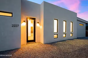 2227 E Helen St, Tucson, AZ 85719 - Photo 5