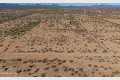 4161 Little Cody Road, Marana, AZ 85653 - Photo 9