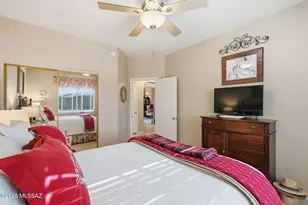 1910 W Amblemorn Dr, Green Valley, AZ 85622 - Photo 19