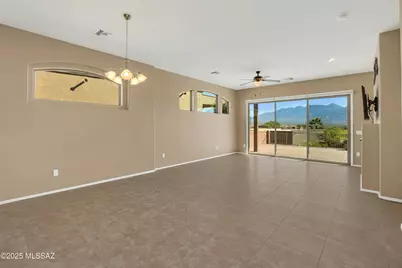 5829 S Waynes Way, Green Valley, AZ 85622 - Photo 21