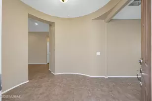 5829 S Waynes Way, Green Valley, AZ 85622 - Photo 5