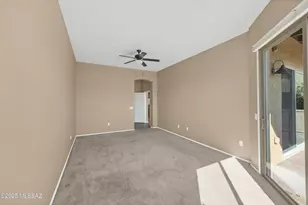 5829 S Waynes Way, Green Valley, AZ 85622 - Photo 25