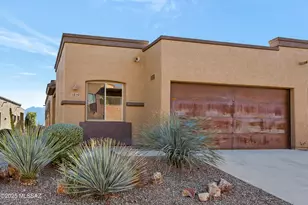 5829 S Waynes Way, Green Valley, AZ 85622 - Photo 3