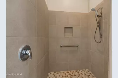 5829 S Waynes Way, Green Valley, AZ 85622 - Photo 31
