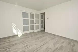 2542 E Halcyon Rd, Tucson, AZ 85716 - Photo 17