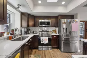 9075 E Palms Park Dr, Tucson, AZ 85715 - Photo 11