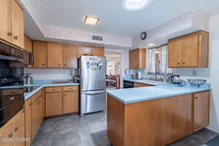 625 W Camino Corto, Green Valley, AZ 85614 - Photo 5