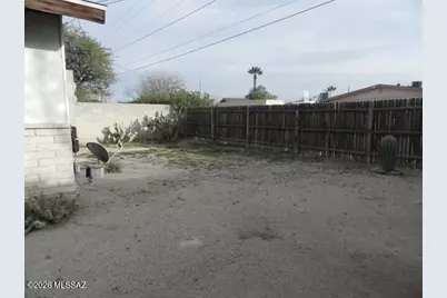2512 E Eastland Street, Tucson, AZ 85716 - Photo 21