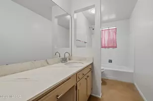 7643 N Andover Dr, Tucson, AZ 85704 - Photo 25