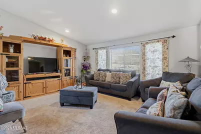 5801 S Mahan Drive, Tucson, AZ 85746 - Photo 3