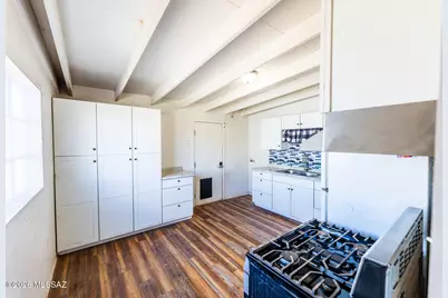 104 E Apache Street, Huachuca City, AZ 85616 - Photo 17