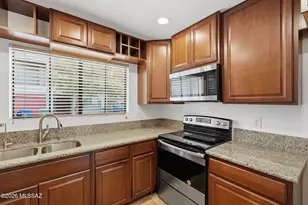 1521 N Bryant Ave, Tucson, AZ 85712 - Photo 11