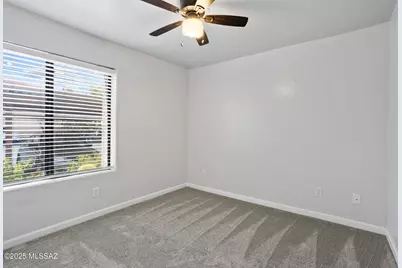 5675 N Camino Esplendora #2110, Tucson, AZ 85718 - Photo 5