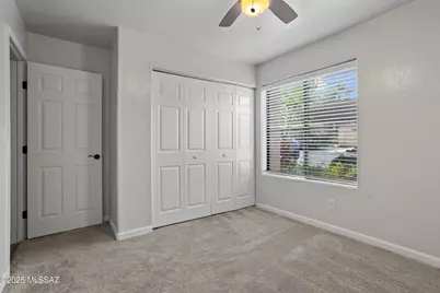 5675 N Camino Esplendora #2110, Tucson, AZ 85718 - Photo 7