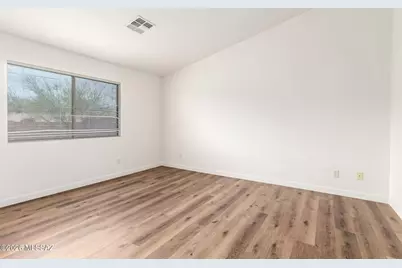 6672 S Yellow Rattle Court, Tucson, AZ 85756 - Photo 13