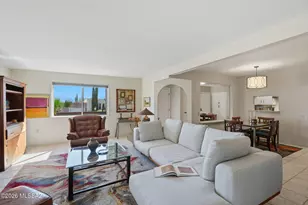 2780 S Camino Iturbide, Green Valley, AZ 85622 - Photo 7