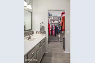 8001 W Wandering Spring Way, Tucson, AZ 85743 - Photo 13